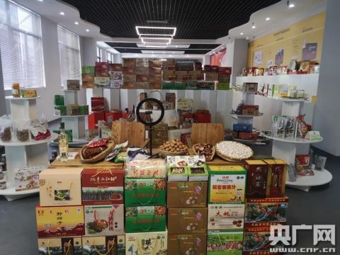 云南省國內率先實現貧困縣鄉鎮電子商務服務站點全覆蓋